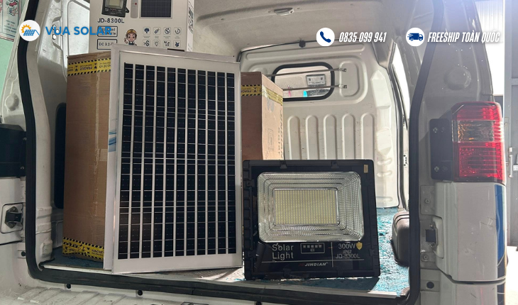 đèn năng lượng mặt trời 300w jd 8300l