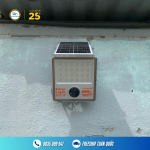 Đèn cảm biến năng lượng mặt trời 100w JD-N100