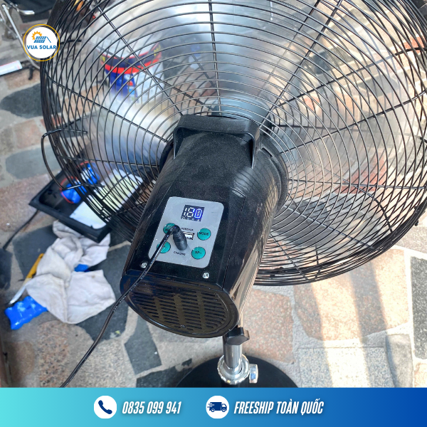 Quạt năng lượng mặt trời công suất lớn 18 IN SL-GY18-2