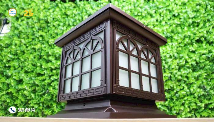 đèn trụ cổng nlmt màu cà phê