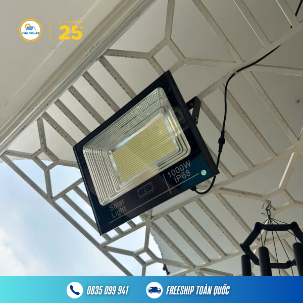 Đèn năng lượng mặt trời solar light 1000w IP68 DH-1000-4