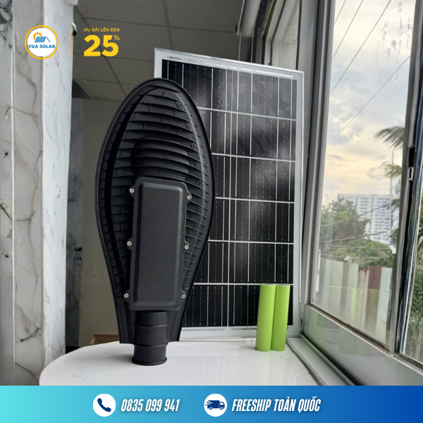 Đèn lá năng lượng mặt trời 50W-1