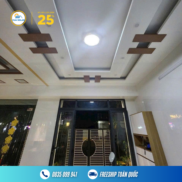 Đèn năng lượng mặt trời ốp trần 600w OT-600-4