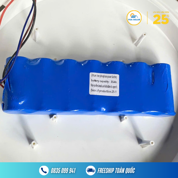 Đèn năng lượng mặt trời ốp trần 400W OT-400-2