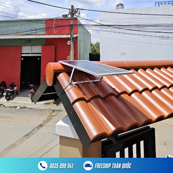 Đèn năng lượng mặt trời ốp trần 400W OT-400-3