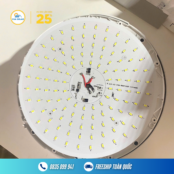 Đèn năng lượng mặt trời ốp trần trong nhà 200W JD-U300-3