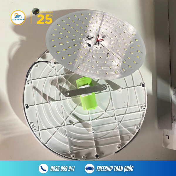 Đèn năng lượng mặt trời ốp trần trong nhà 200W JD-U300-4