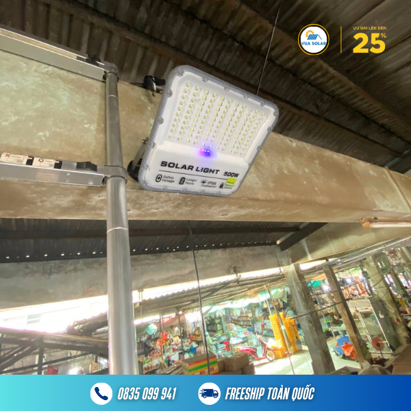 Đèn năng lượng mặt trời mắt ngọc 500W CL-500-1