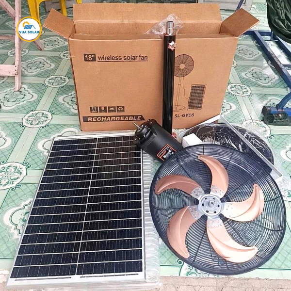 Quạt năng lượng mặt trời công nghiệp S88-18 IN-1
