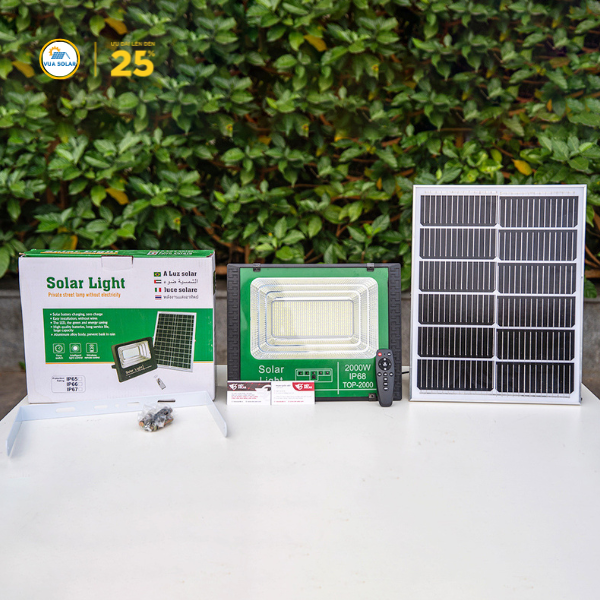 Đèn pha năng lượng mặt trời 2000W TOP-2000-0