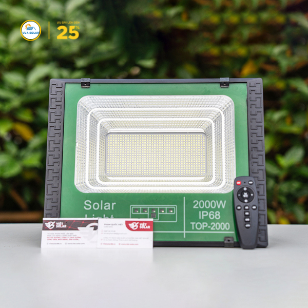 Đèn pha năng lượng mặt trời 2000W TOP-2000