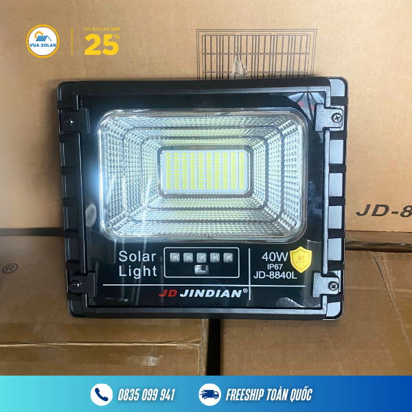 Đèn năng lượng mặt trời 40w JD-8840L-3
