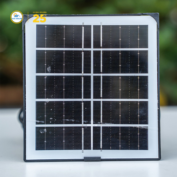 Đèn năng lượng mặt trời 200W giá rẻ TOP-200-3