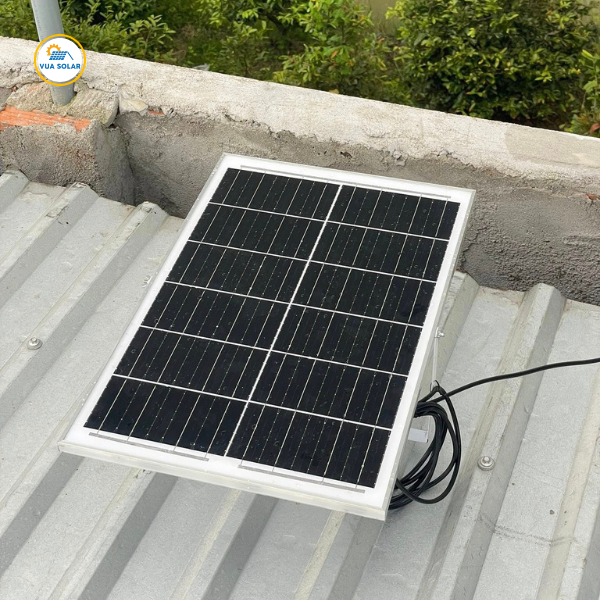 Quạt cây năng lượng mặt trời 12V D318-2