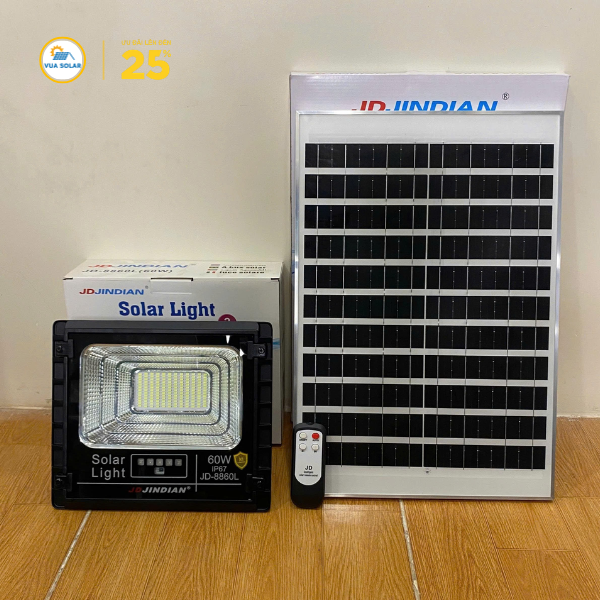 Đèn năng lượng mặt trời 60W JD-8860L-4